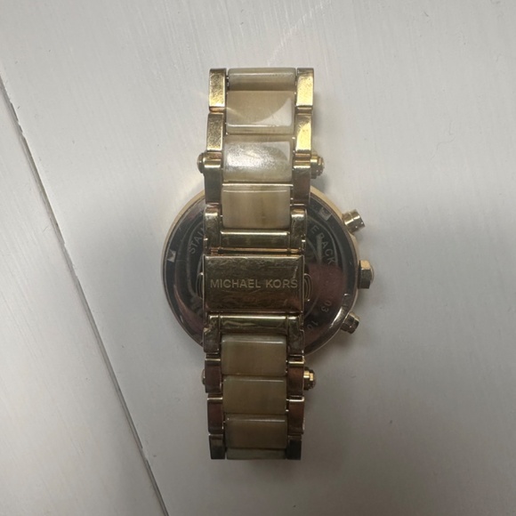 Michael Kors Women's Watch - Picture 2 of 3